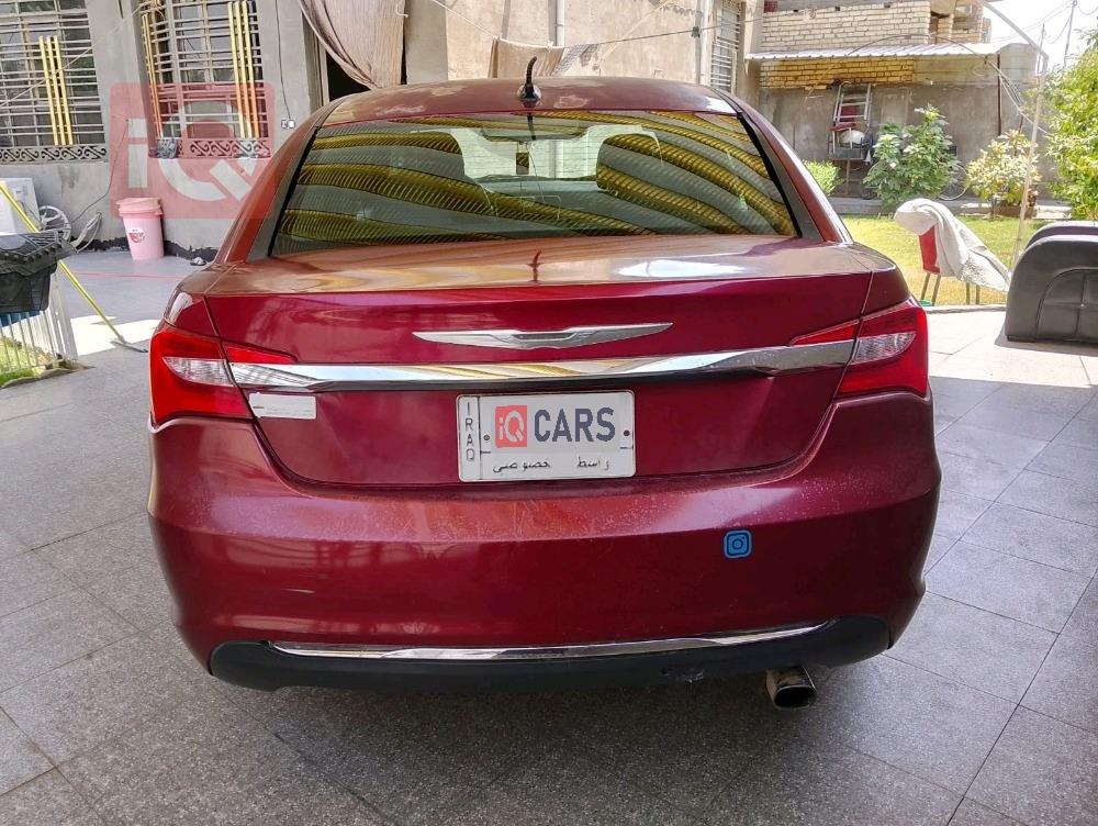 کرایسلەر 200